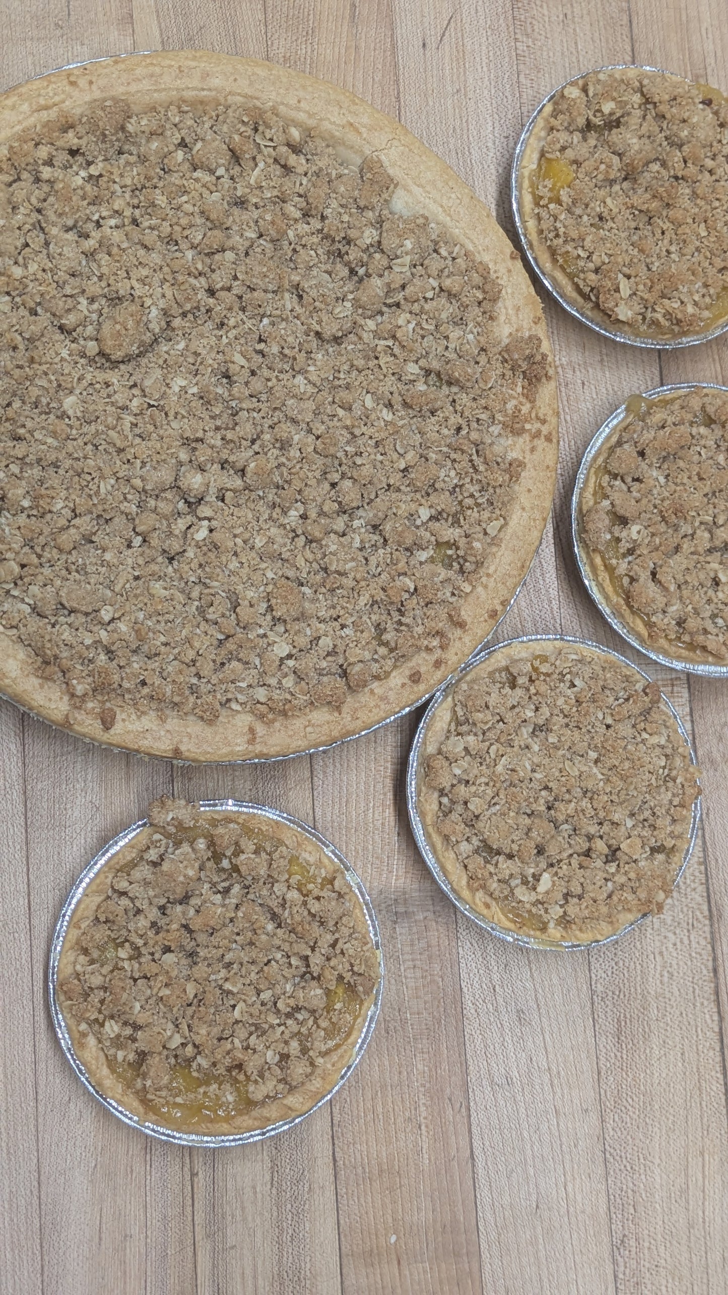 Peach crumble pie 9"
