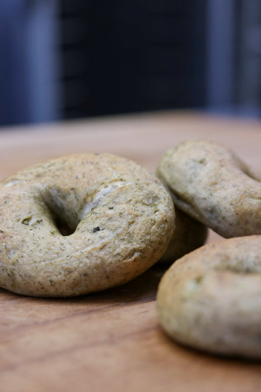Dill pickle bagels