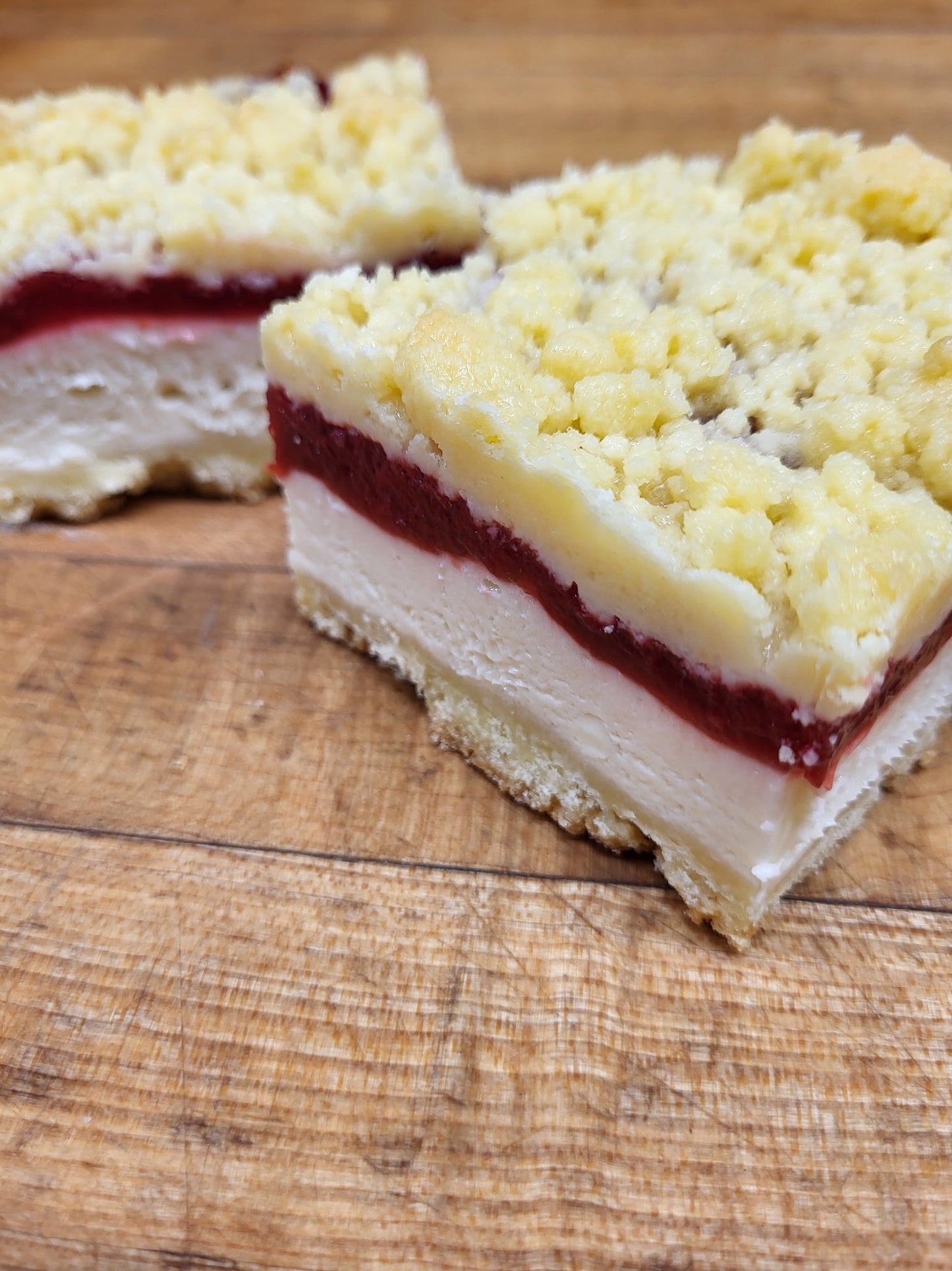 Cherry cheesecake square