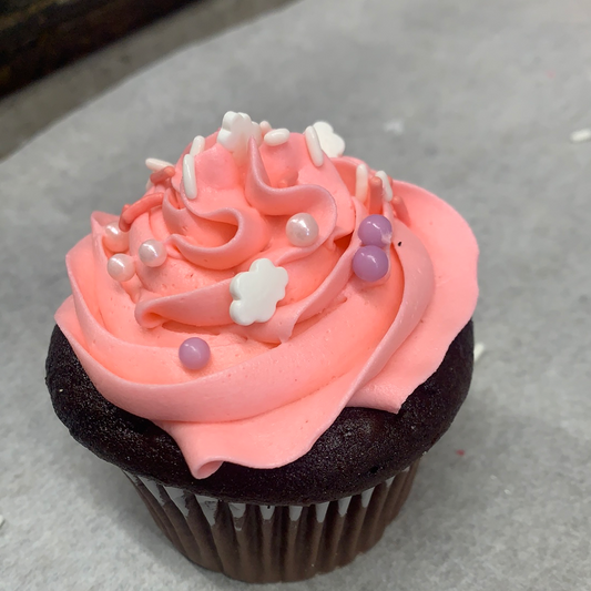 Valentines day small chocolate cupcakes